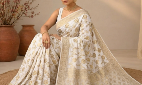 Dyeable Floral Jaal Jaquard Crepe Saree with Heavy Pallu
