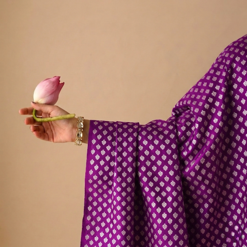 Leaf Pattern Golden Zari on Purple Pure Banarasi Silk 2