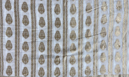 Dyeable Vertical Striped Jaal Jaquard Georgette Saree with Heavy Pallu